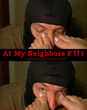 Kitty Pedicure Extreme Close-up